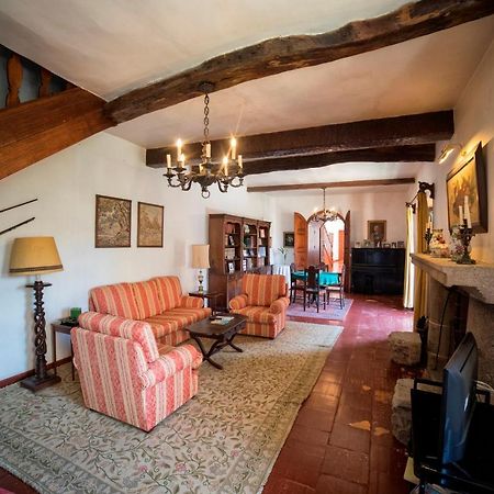 바르셀로스 Casa Dos Assentos De Quintiaes B&B 외부 사진