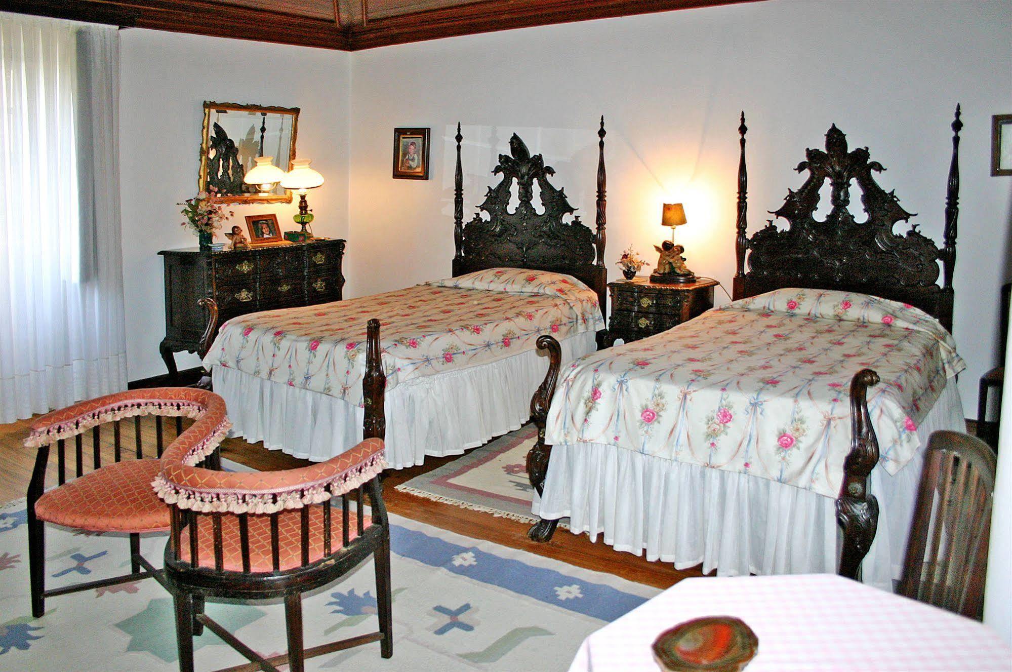 바르셀로스 Casa Dos Assentos De Quintiaes B&B 외부 사진