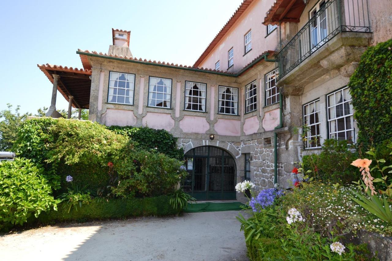 바르셀로스 Casa Dos Assentos De Quintiaes B&B 외부 사진